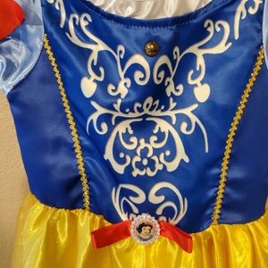 Girls snow white dress